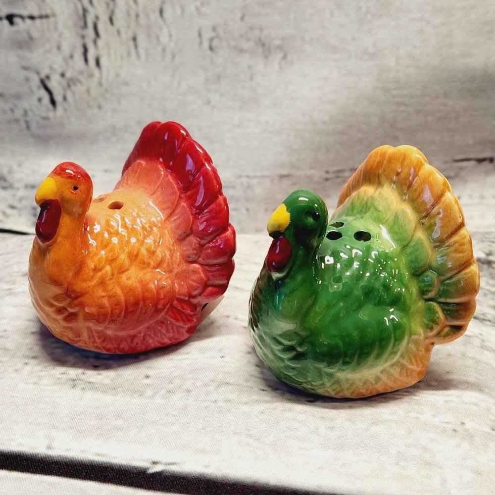 Thanksgiving Turkey Salt and Pepper Shakers Fall Gobble Family Holiday Party New